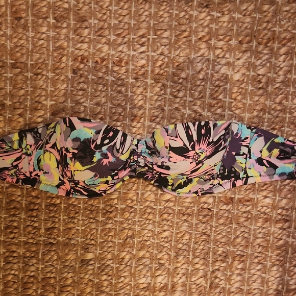 Victoria's Secret Pink and Yellow Bikini - Picture 1 of 4